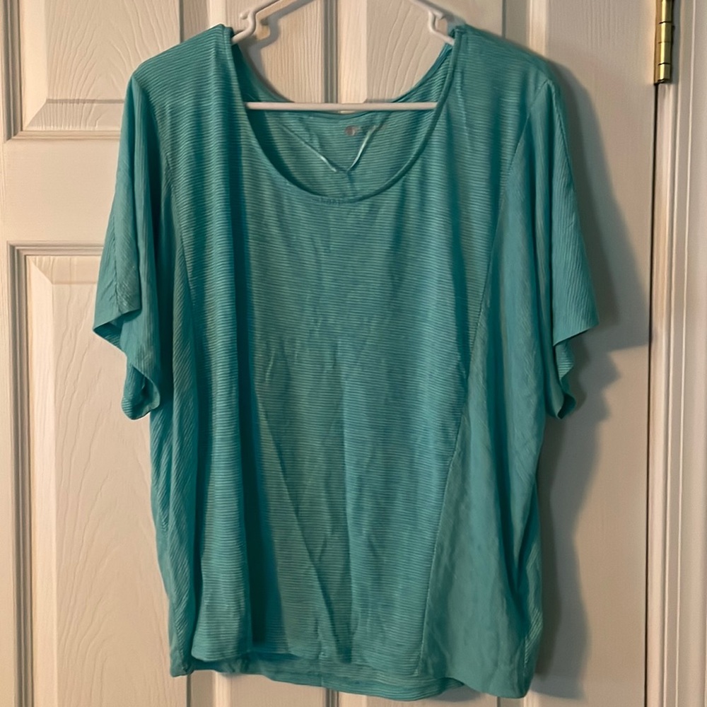 Women’s Short Sleeve Top